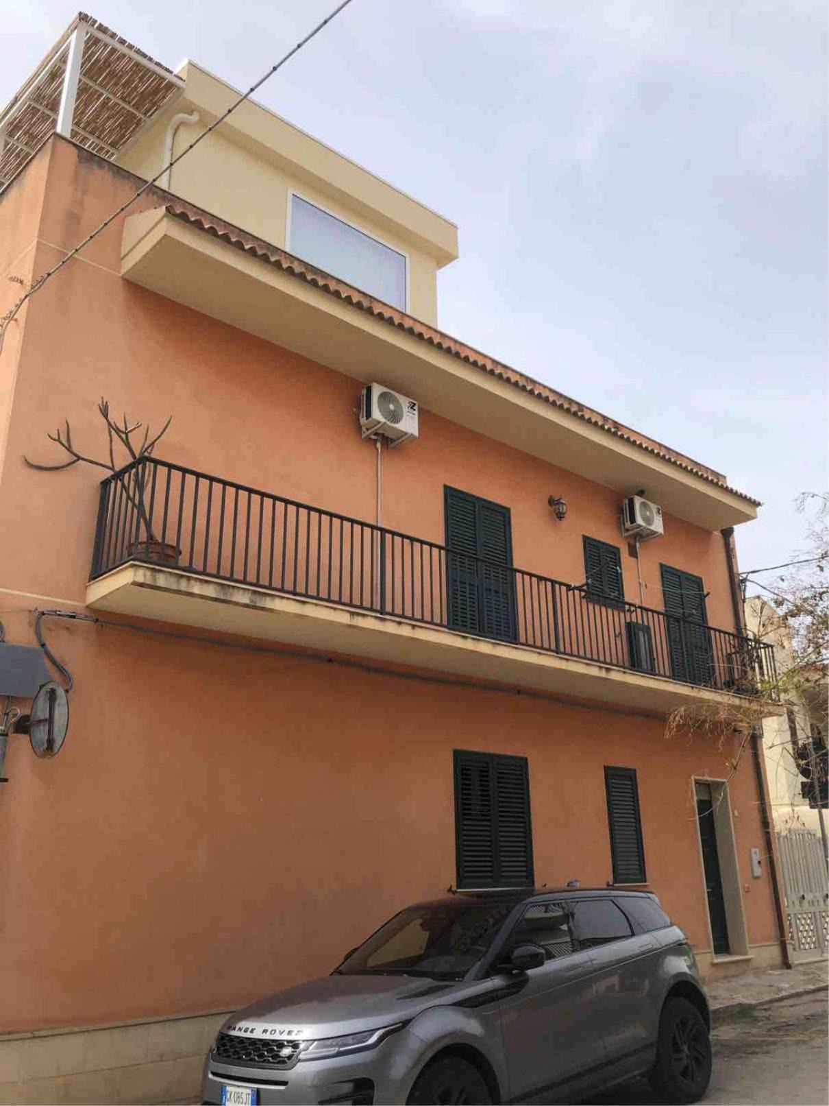 Casa Dorina Charme E Comfort A 100 M Dal Mare Donnalucata  Exterior foto